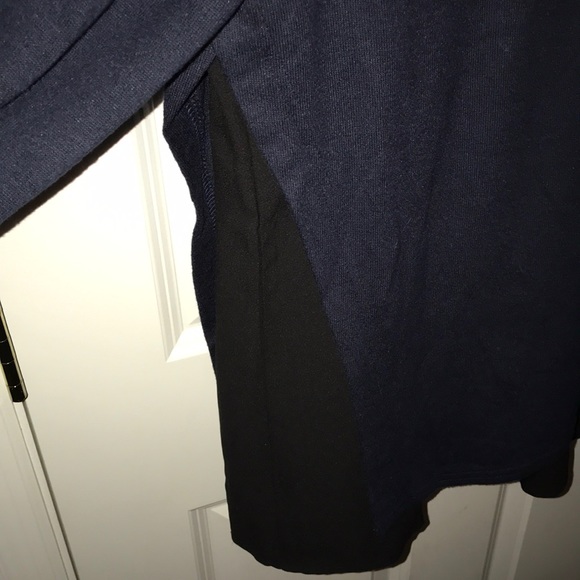 RD Style Top - Picture 2 of 4